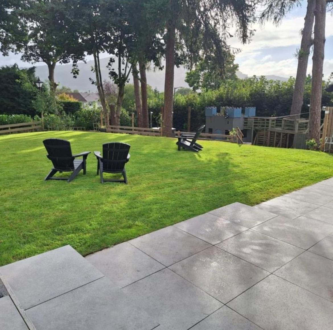 Beautiful 4-Bed Home, Hot Tub & Stunning Views - Abergavenny Exterior photo
